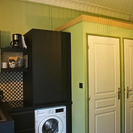 Le 110, Un Grand Studio 2 Etoiles, Pour Tout Faire A Pied Aix-les-Bains Exterior photo