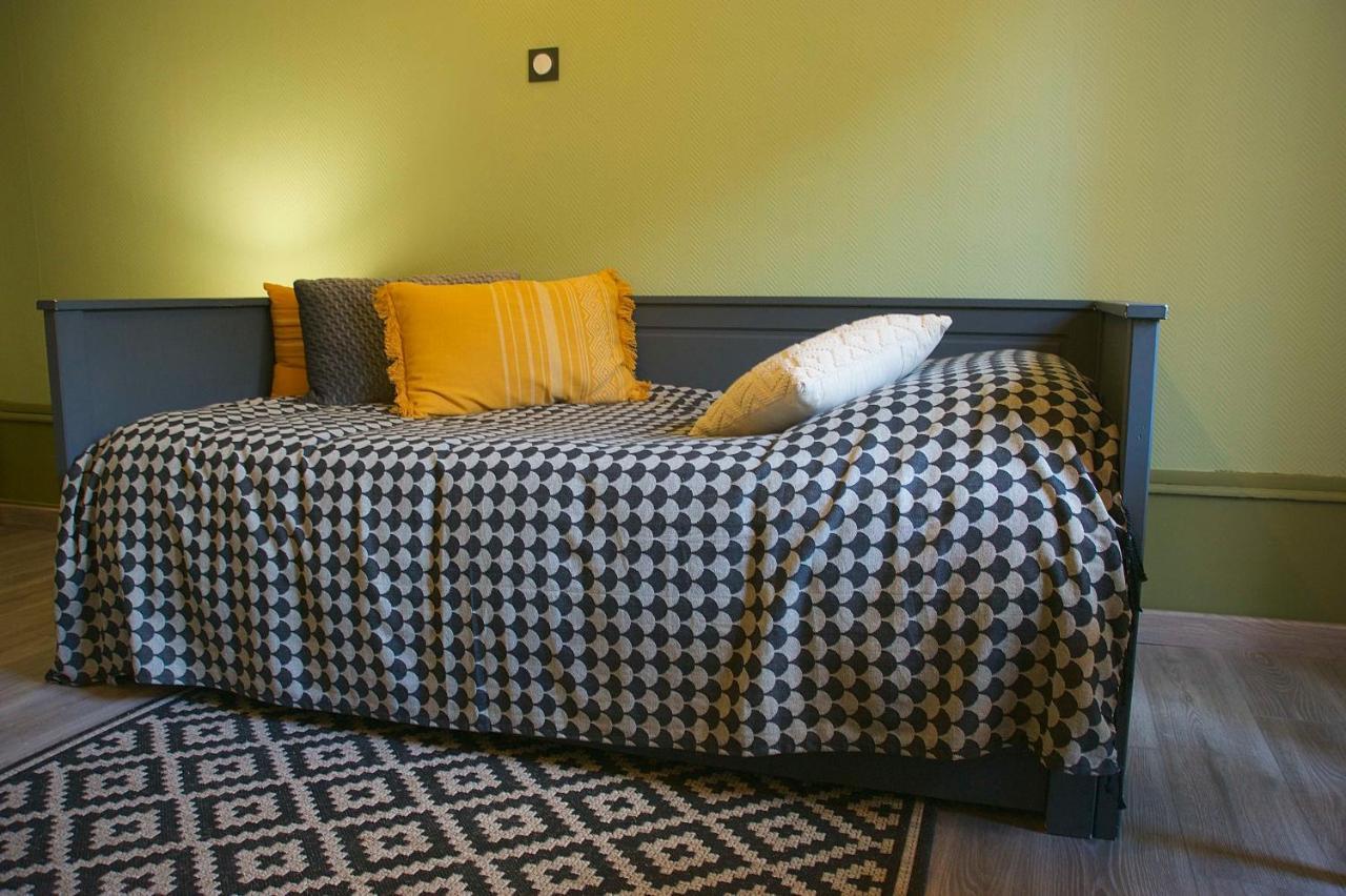 Le 110, Un Grand 2 Etoiles, Pour Faire A Pied Apartment
